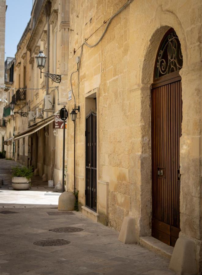 Palazzo Della Contessa - Suites & Breakfast Lecce Exterior foto